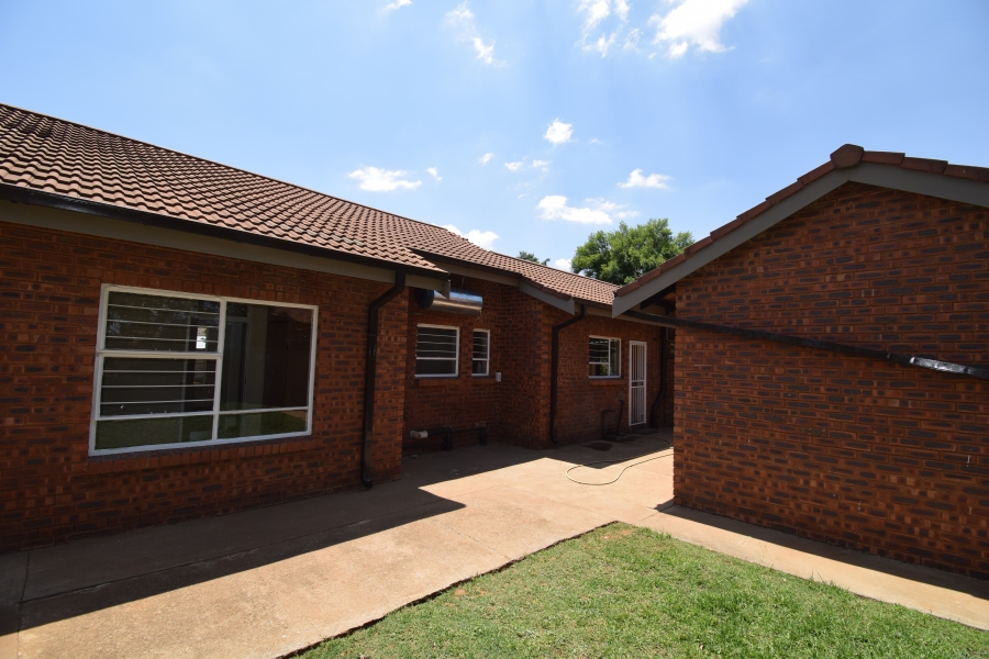 4 Bedroom Property for Sale in Kitty Free State